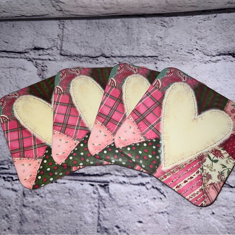 Quilted Heart Pattern Cork Coasters Set of‎ 4